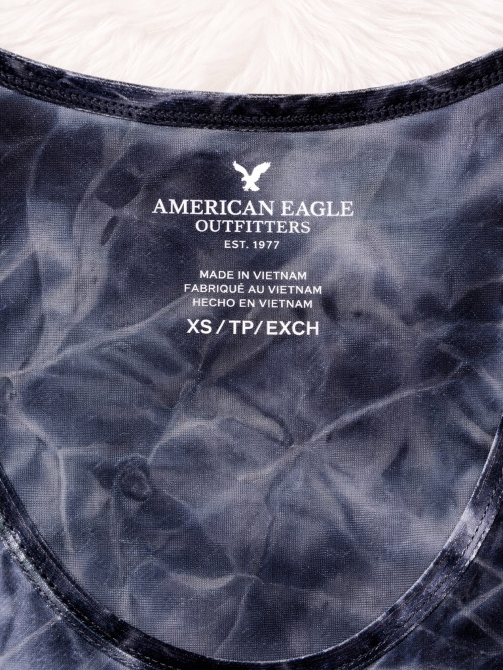 American Eagle Velvet Tie Dye Slightly Cropped Top XS Y2K Grunge Soft Girl Tee - Picture 2 of 2